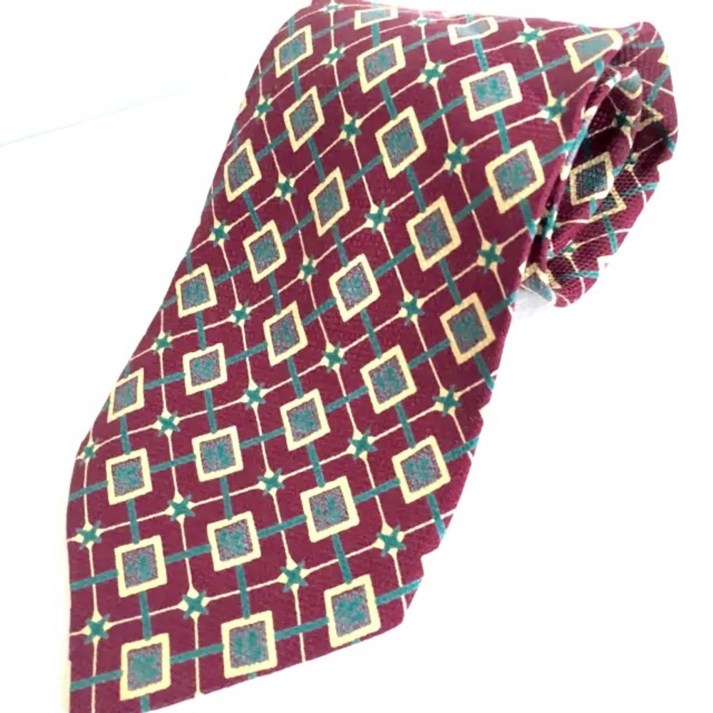 Giorgio Armani Pure Silk Designer Men's Tie